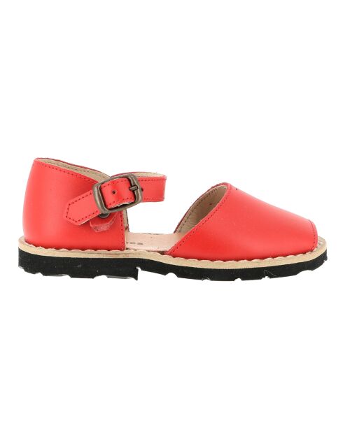 Rote Ledersandalen