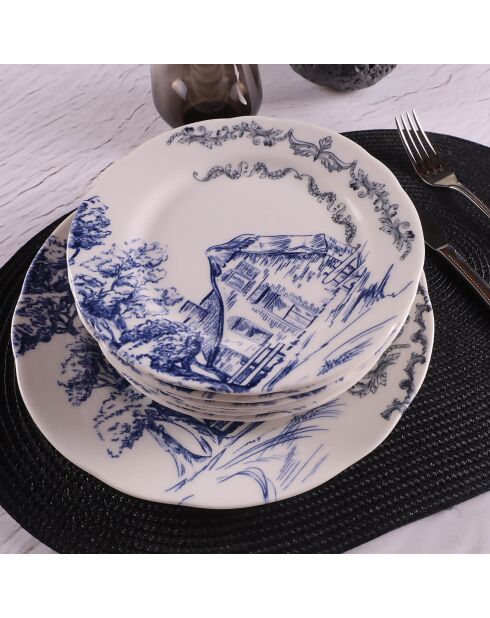 7 Assiettes plates en Porcelaine multicolores