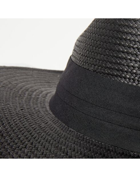 Chapeau en paille noir