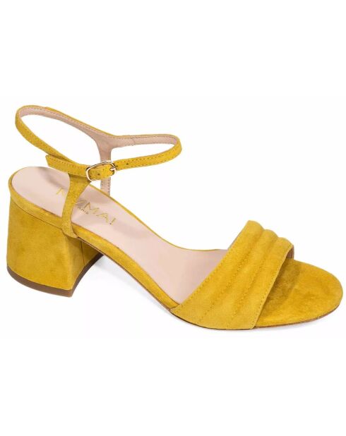 Senfgelbe Pfingstrosen-Sandalen aus Samt