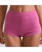 Short fuchsia