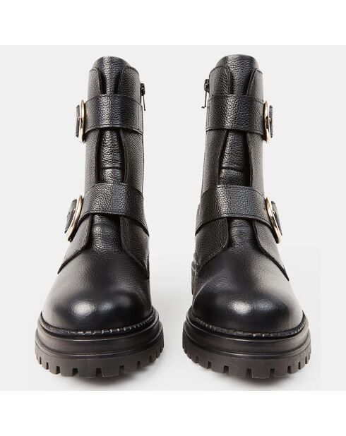 Stivali in pelle con fibbie nere