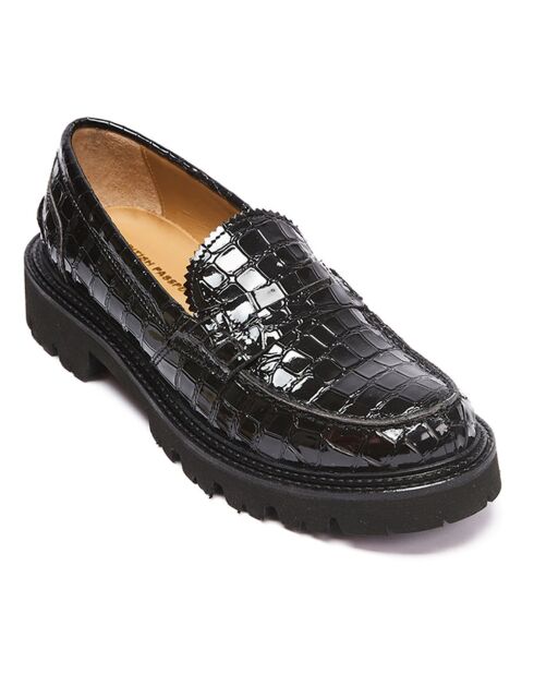 Mocasines Laura de charol negros