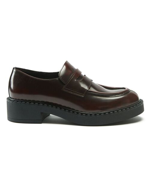 Hortense leren loafers in bordeauxrode stijl