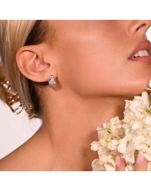 Ma Panthère Ohrringe Diamanten 1,03 ct und blaue Saphire 0,07 ct Weißgold