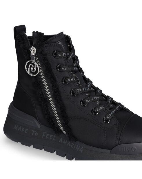 Increíbles zapatillas negras