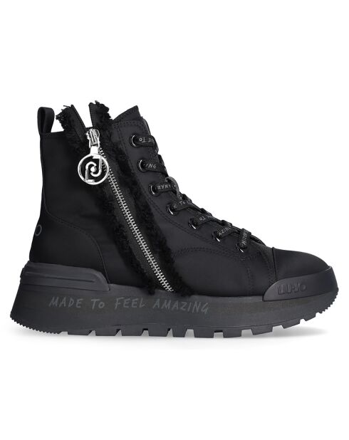 Increíbles zapatillas negras
