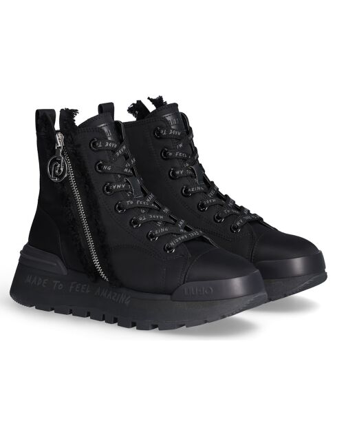 Increíbles zapatillas negras
