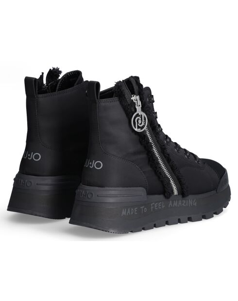 Increíbles zapatillas negras
