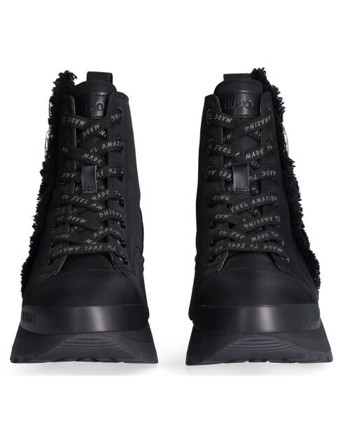 Increíbles zapatillas negras