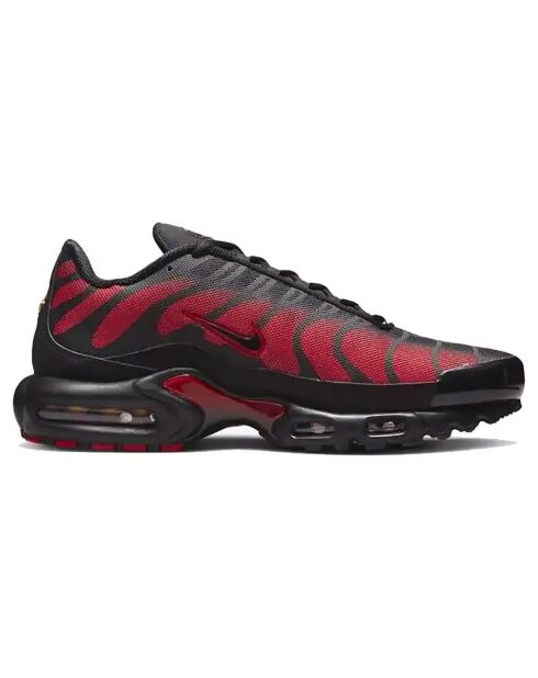Baskets Air Max Plus noir/rouge