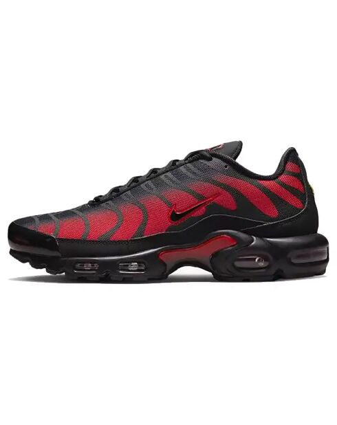 Baskets Air Max Plus noir/rouge
