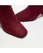 Bottines revers col rouge bordeaux