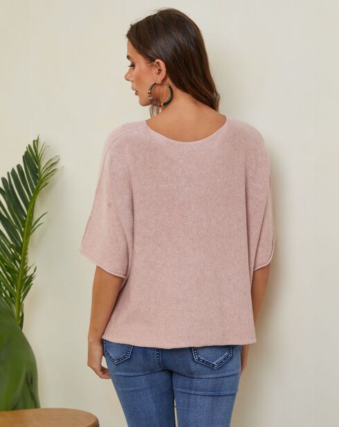 Rosafarbener Pullover Letavertes