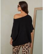 Letavertes schwarzer Pullover