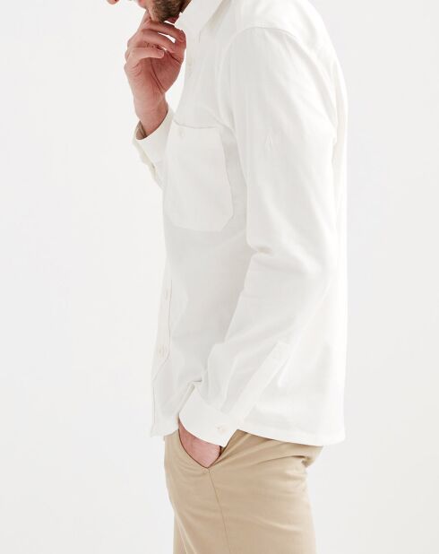 Chemise unie à poches lait