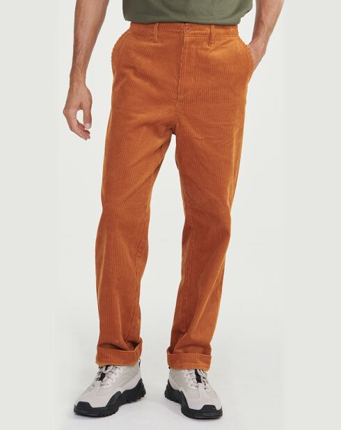 Pantalon chino en Velours côtelé moka