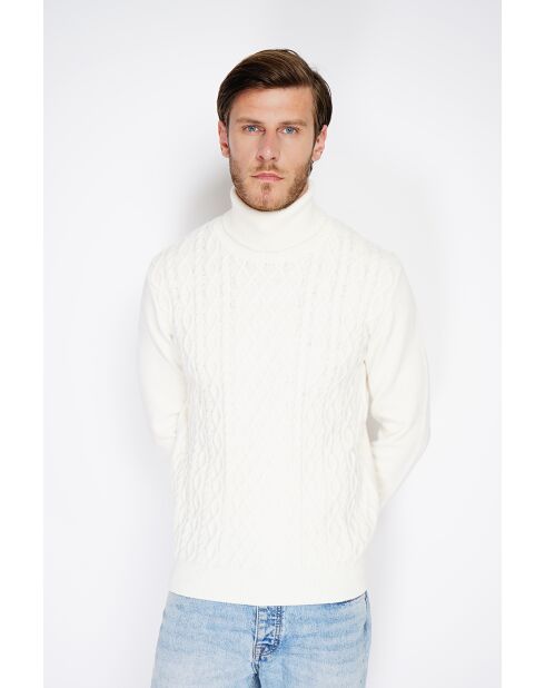 Pull col roulé torsade blanc