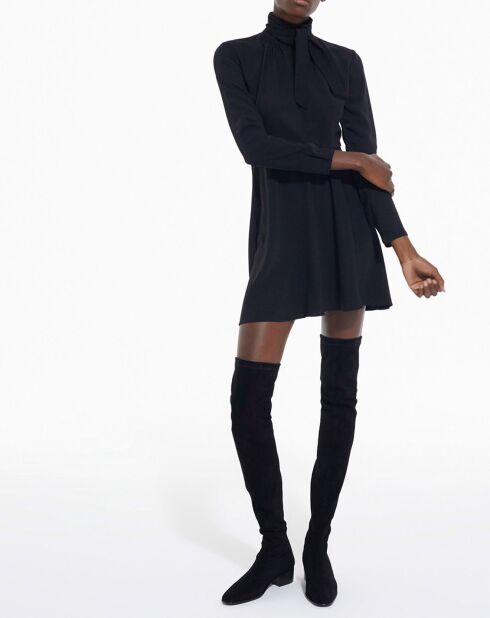Robe Courte manches longues fermeture liens devant noire