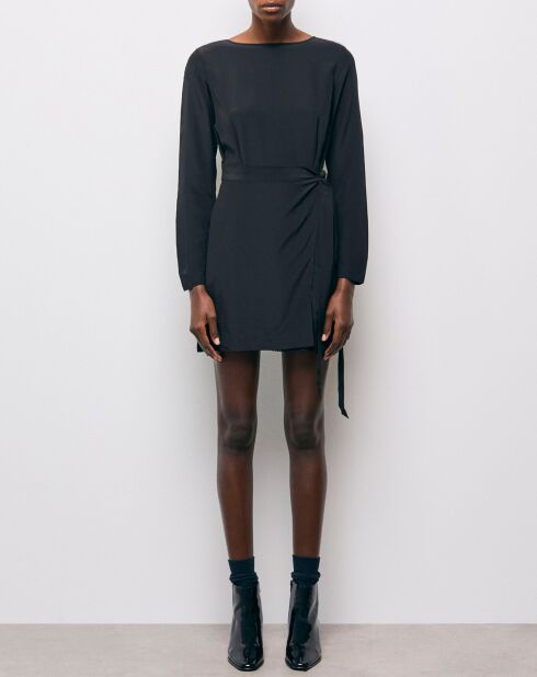 Robe 100% Soie Courte manches longues avec base Dentelle noire