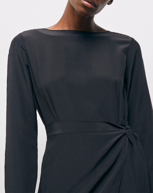 Robe 100% Soie Courte manches longues avec base Dentelle noire