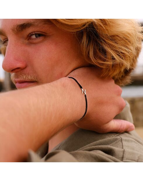 Bracciale con lettera N placcato in argento nero