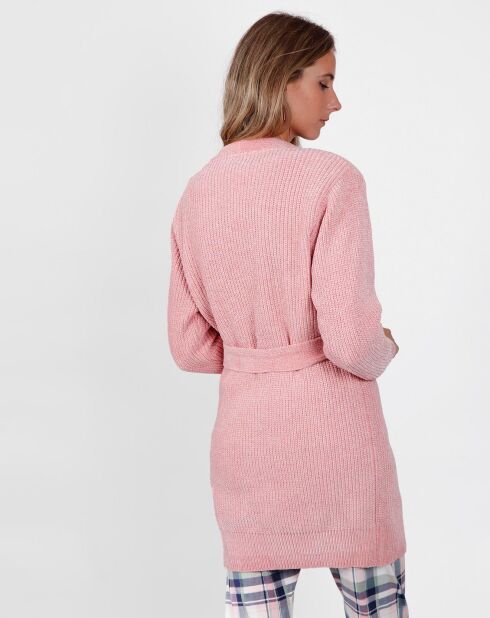 Klassischer rosafarbener Bademantel