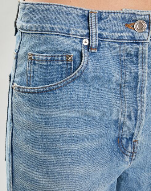 Weite blaue Jeansjeans