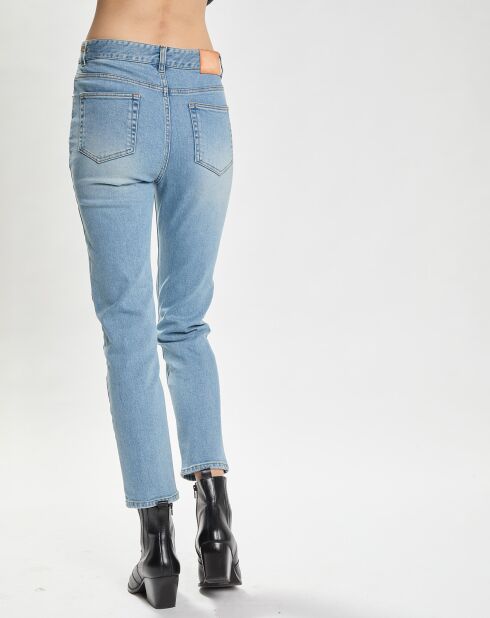 Vaqueros vaqueros azules ajustados lavados