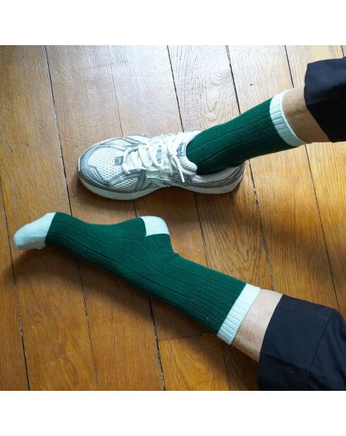 Chaussettes en Laine Mérinos mélangée avec des bandes vertes