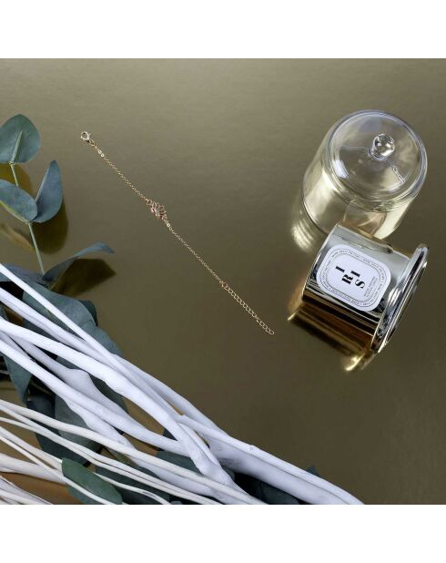 Bijo Bell geurkaars - willekeurige kleur - 8,5x11,7x8,5 cm