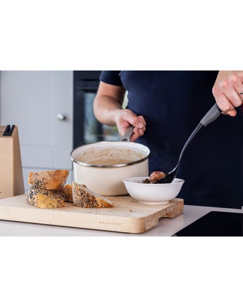 Cuillère fendue à prise souple grise