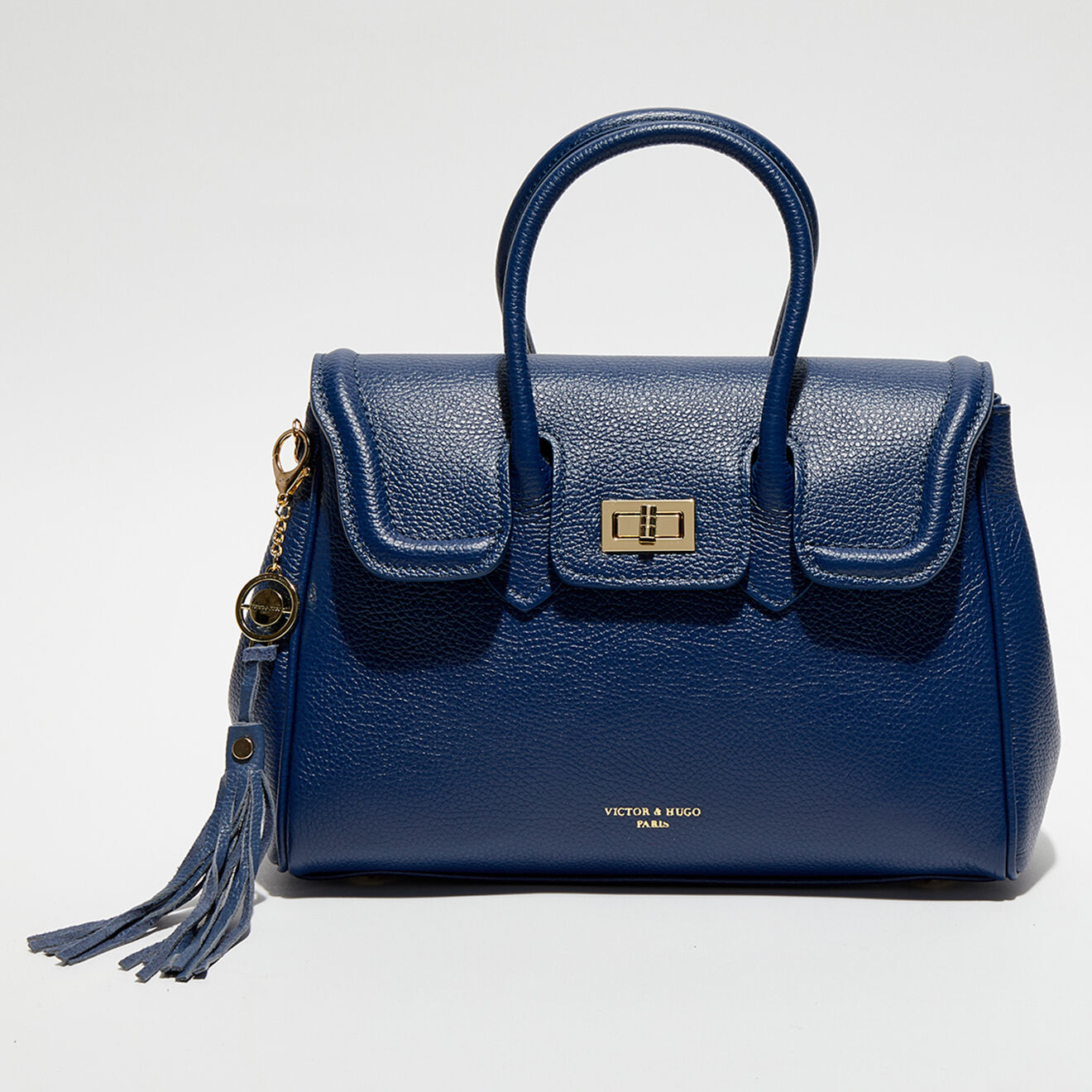 Sac a main en Cuir Bagatelle bleu marine 31x23x9 cm Vente privee Victor Hugo BazarChic