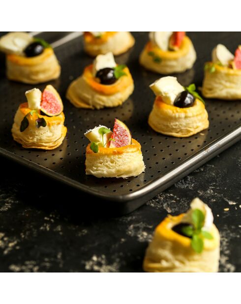Plat de cuisson noir - 18x18.5x1.5 cm
