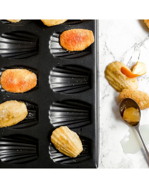 Plaque à Madeleine noir - 40x20x1 cm