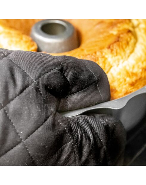 Gant de Cuisine noir - 34.5x15.5x3 cm