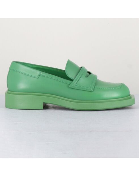 Groene loafers van viooltjesleer
