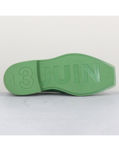 Groene loafers van viooltjesleer