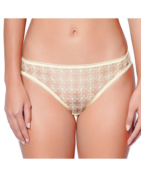 Gele slip met limonade