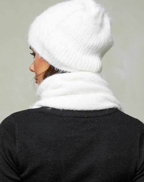 Conjunto de bufanda y sombrero Jeanne White