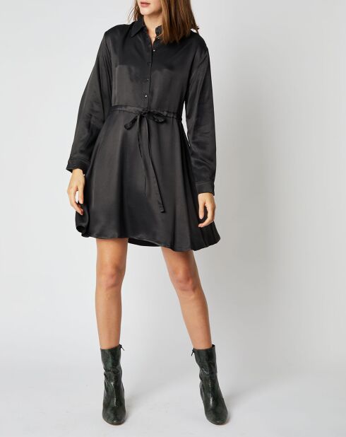 Robe chemise courte Muna effet satiné noire