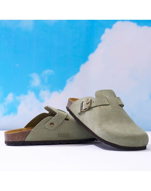 Zuecos Noé de piel aterciopelada verde