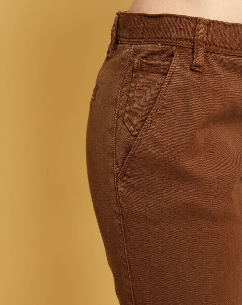 Pantalon chino Natural Tess moka