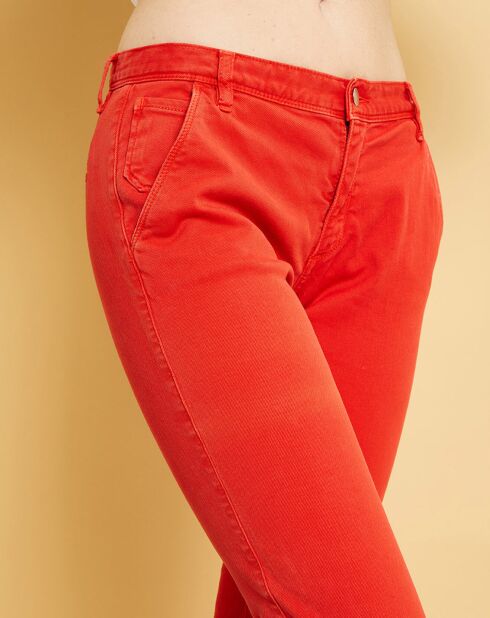Pantalon chino Natural Tess vermillon