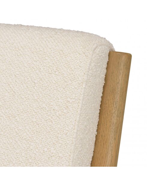 PIERRE - Fauteuil bas tissu bouclette écru structure et accoudoirs bois