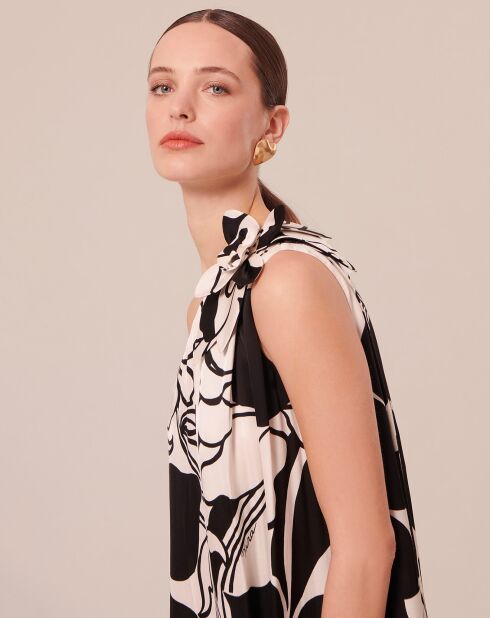 Robe imprimé à fleurs noires craie