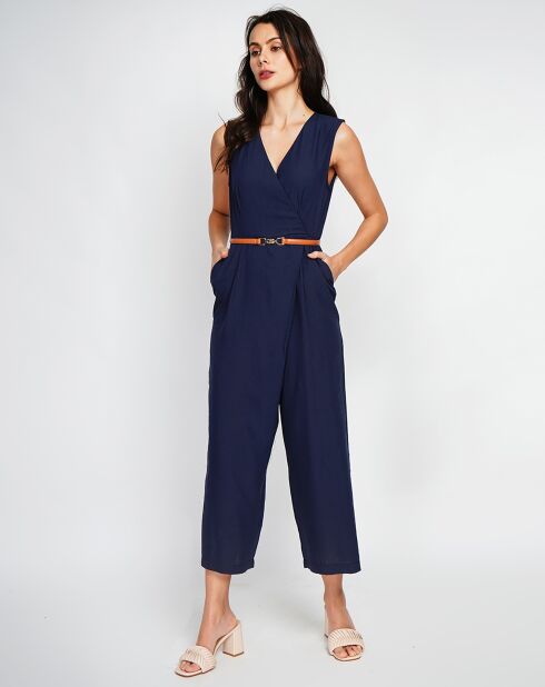 Tuta blu scuro per San Valentino