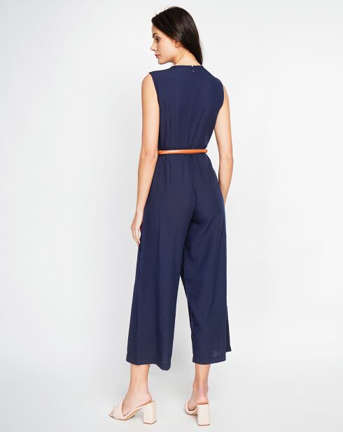 Tuta blu scuro per San Valentino