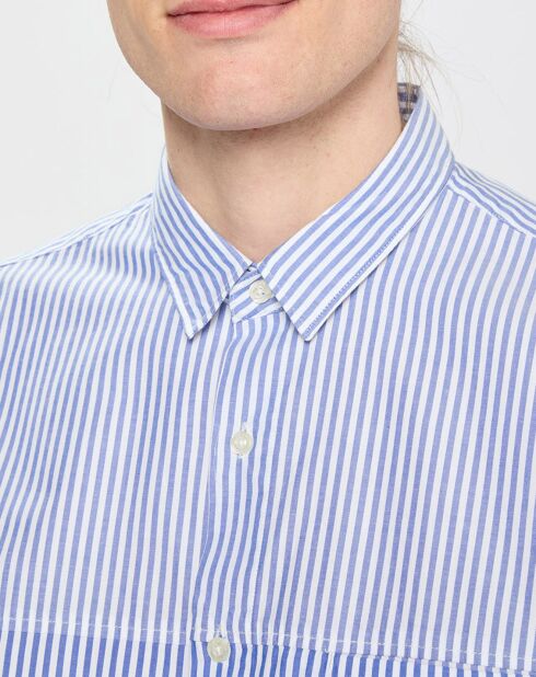 Wit/blauw gestreept hemd met normale pasvorm