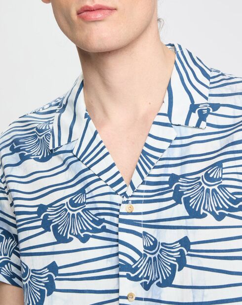 Camisa estampada de corte regular azul/blanco